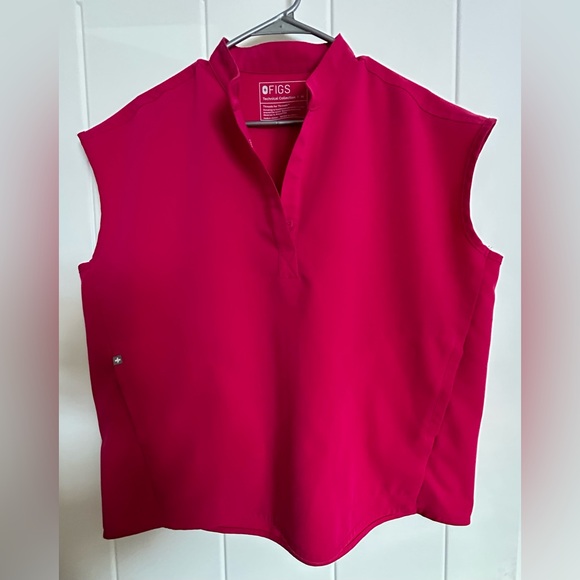 Oversized Figs Rafaela scrub top Shocking Pink - Picture 3 of 11